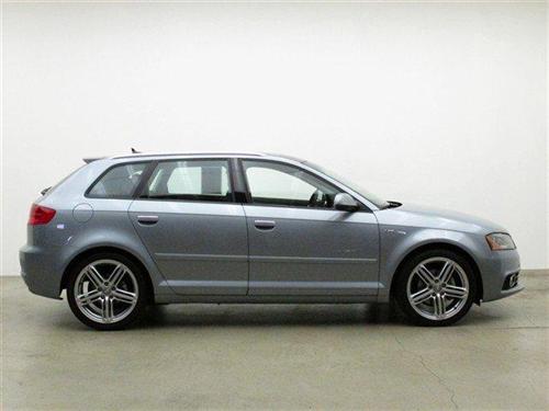 Audi A3 2012 photo 1