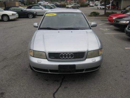 Audi A4 1996 photo 1