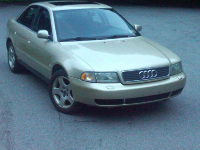 Audi A4 1997 photo 2