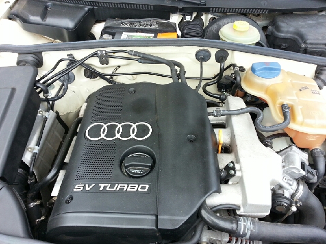 Audi A4 1998 photo 11