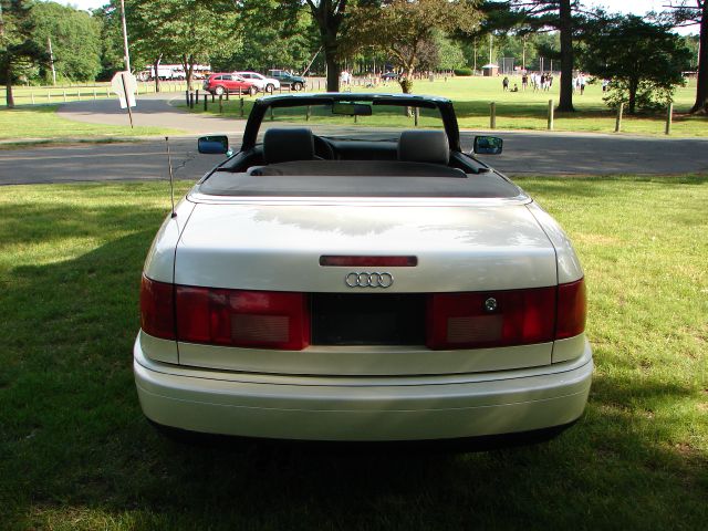 Audi A4 1998 photo 16