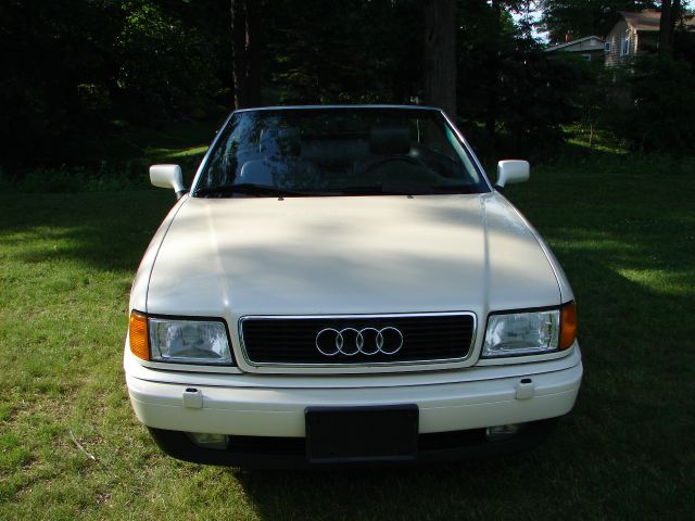 Audi A4 1998 photo 2