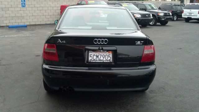 Audi A4 1998 photo 13