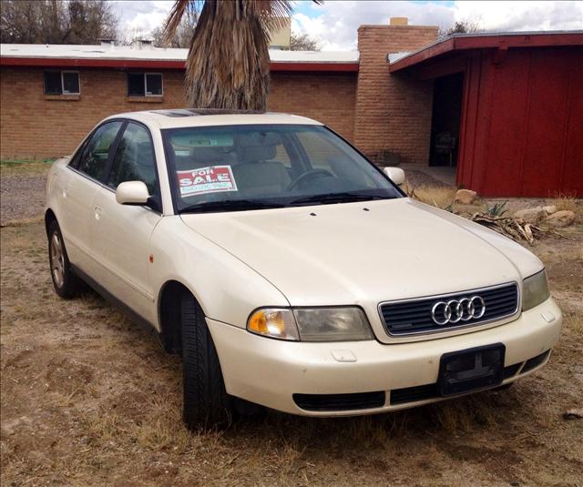 Audi A4 1998 photo 3