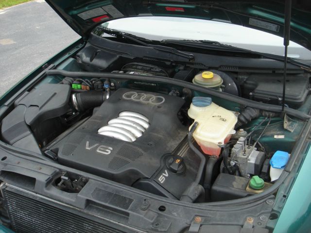 Audi A4 1998 photo 10