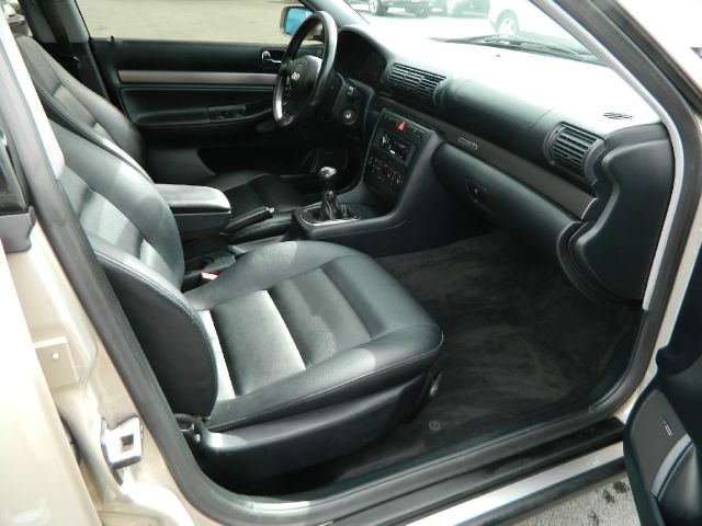 Audi A4 1999 photo 7