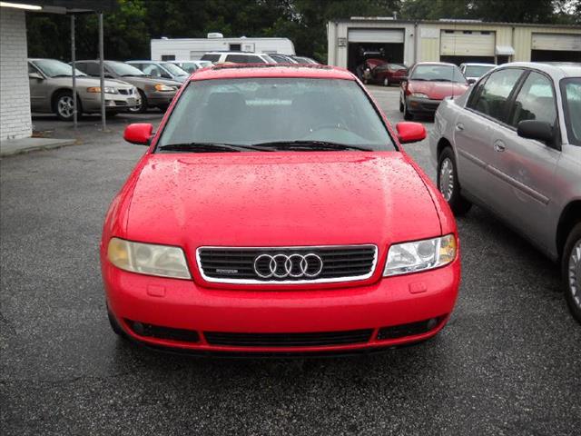 Audi A4 1999 photo 2