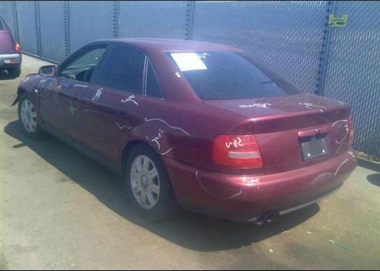 Audi A4 1999 photo 2