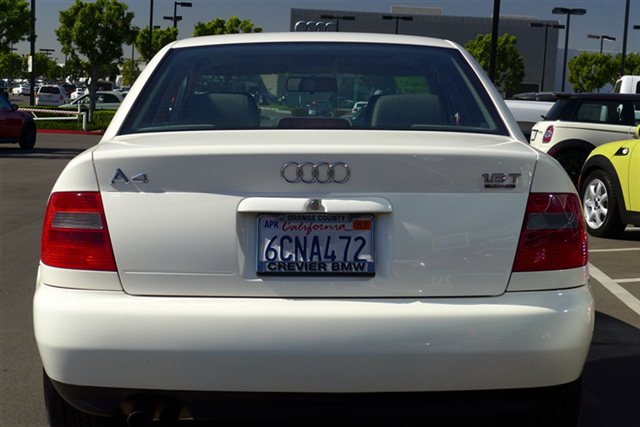 Audi A4 1999 photo 3