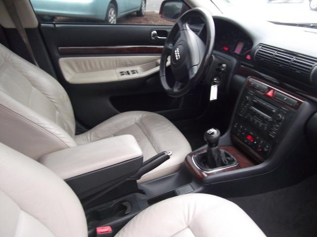 Audi A4 2000 photo 1