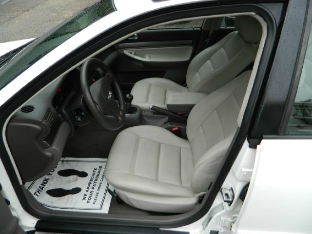 Audi A4 2000 photo 11