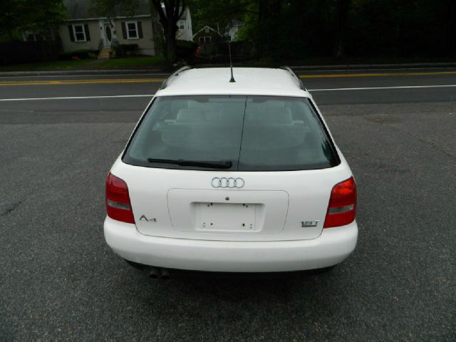 Audi A4 2000 photo 7