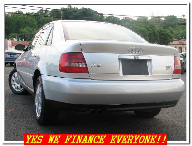 Audi A4 2000 photo 28