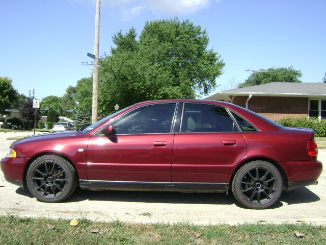 Audi A4 2001 photo 4