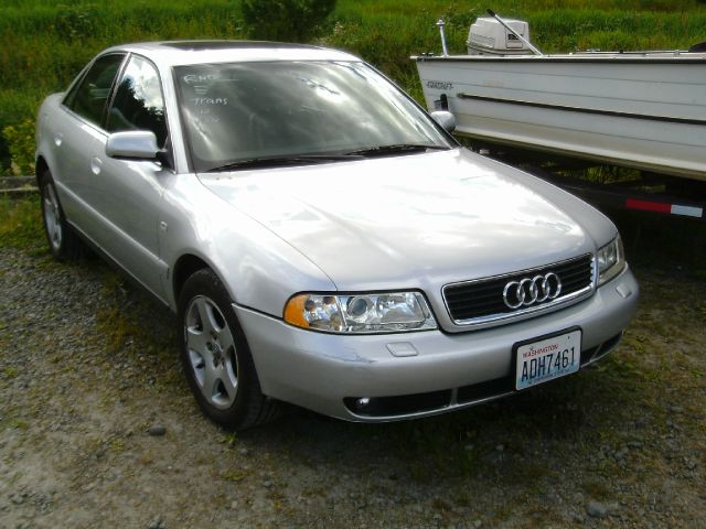 Audi A4 2001 photo 2