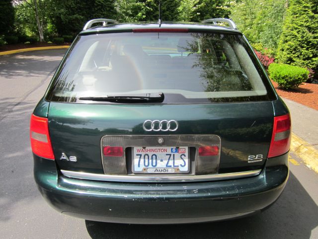 Audi A4 2001 photo 10