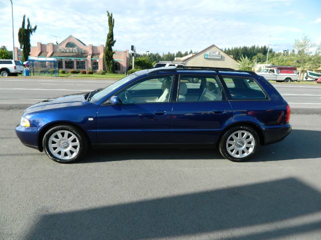 Audi A4 2001 photo 2