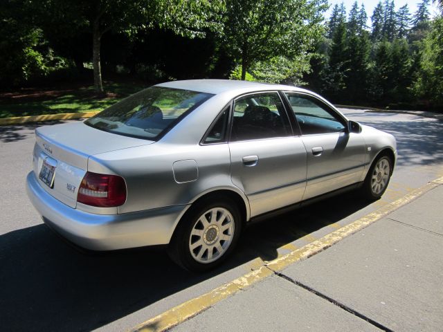 Audi A4 2001 photo 1