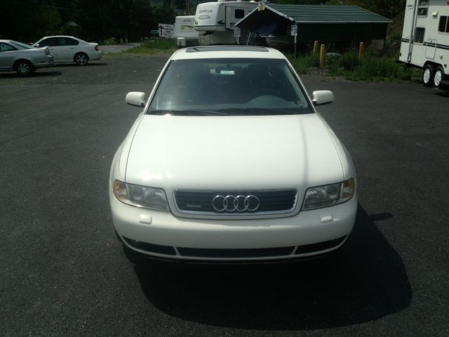 Audi A4 2001 photo 4