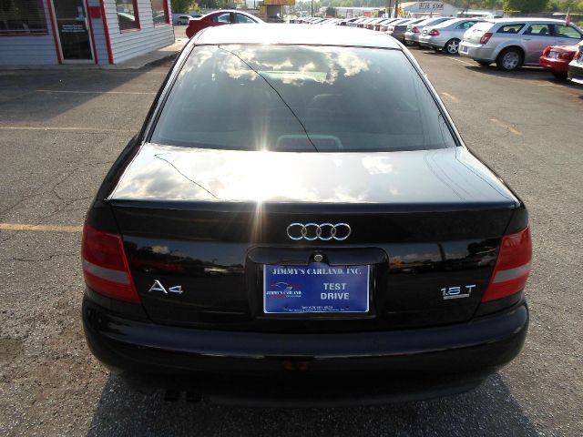 Audi A4 2001 photo 10