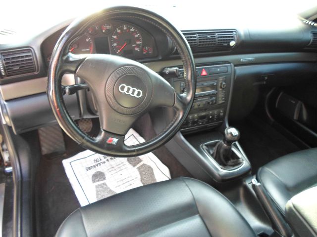 Audi A4 2001 photo 5