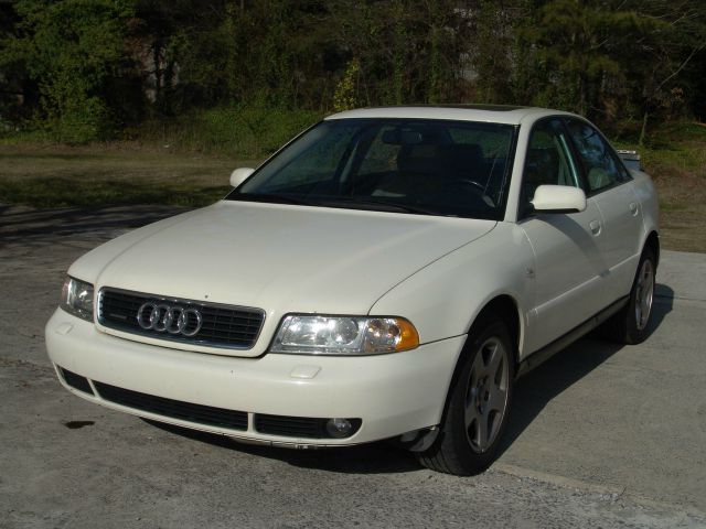 Audi A4 2001 photo 3