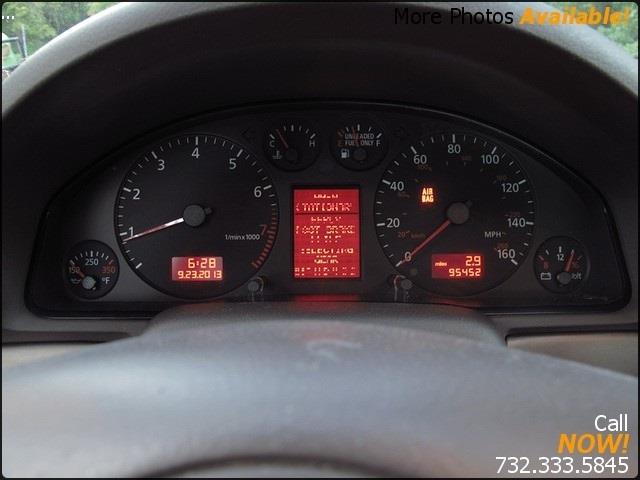 Audi A4 2001 photo 2