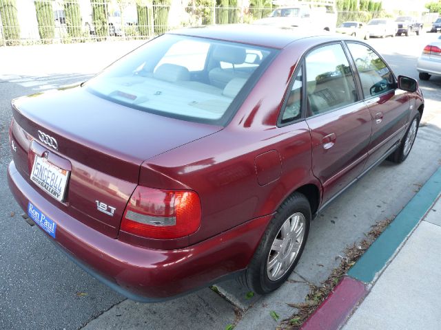 Audi A4 2001 photo 10