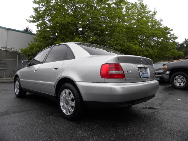 Audi A4 2001 photo 3