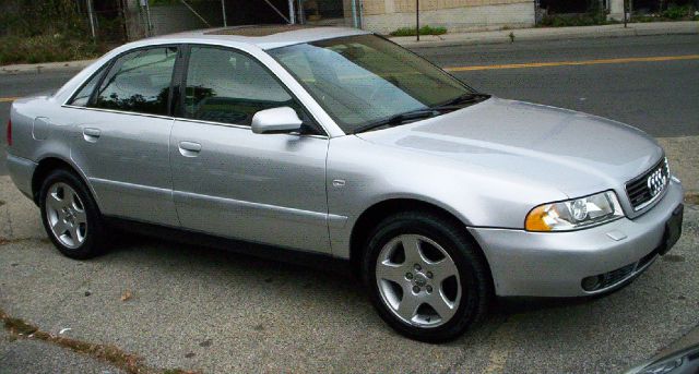 Audi A4 2001 photo 4