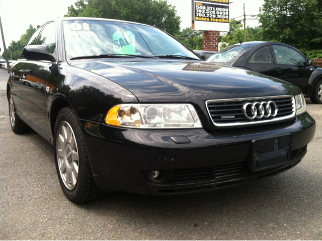 Audi A4 2001 photo 2