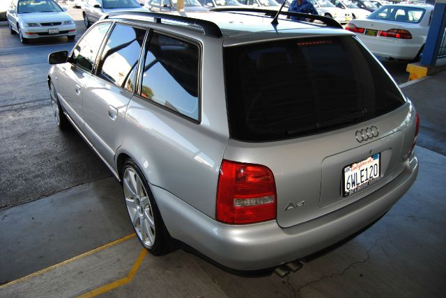 Audi A4 2001 photo 3