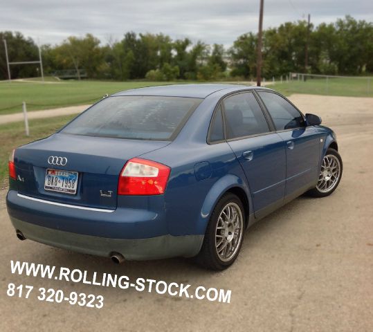 Audi A4 2002 photo 3