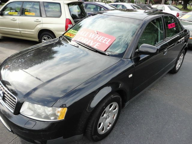 Audi A4 2002 photo 1