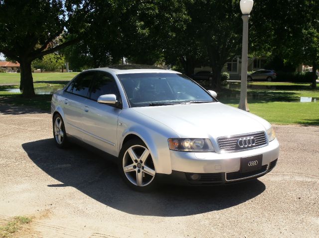 Audi A4 2002 photo 1