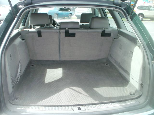 Audi A4 2002 photo 11