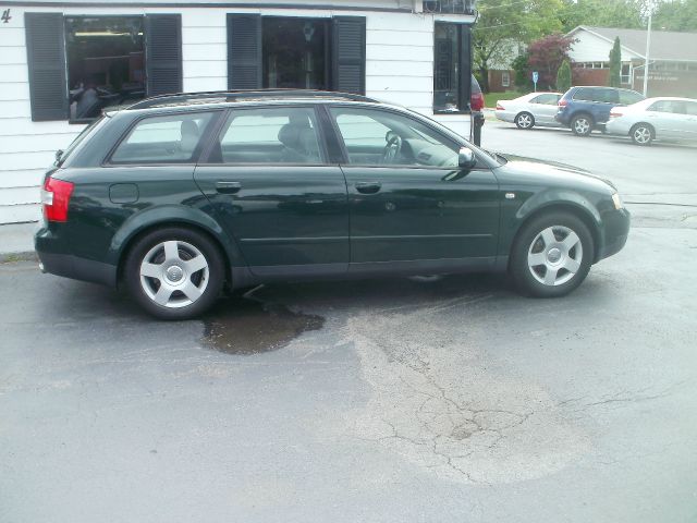 Audi A4 2002 photo 17