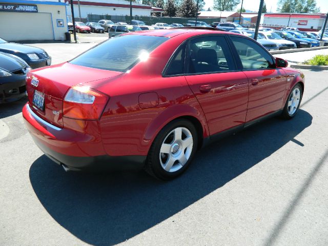 Audi A4 2002 photo 4