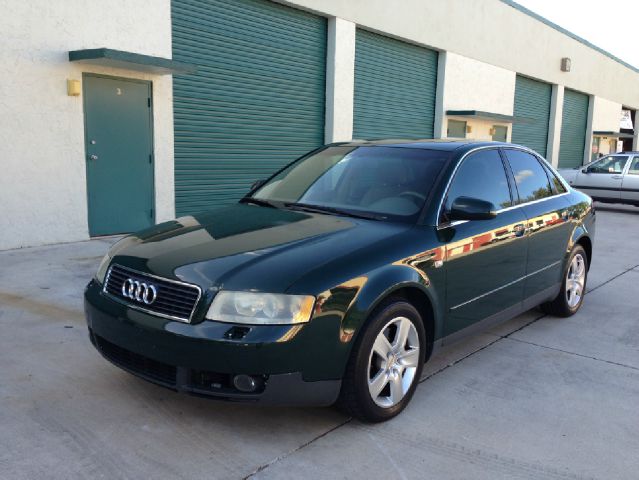 Audi A4 2002 photo 1