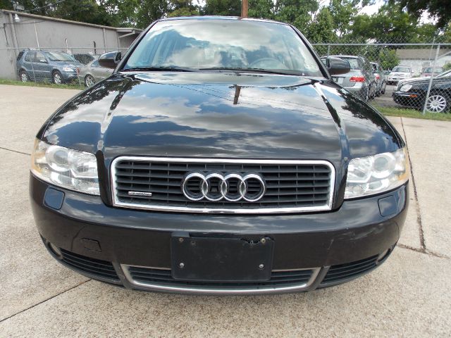 Audi A4 2002 photo 1