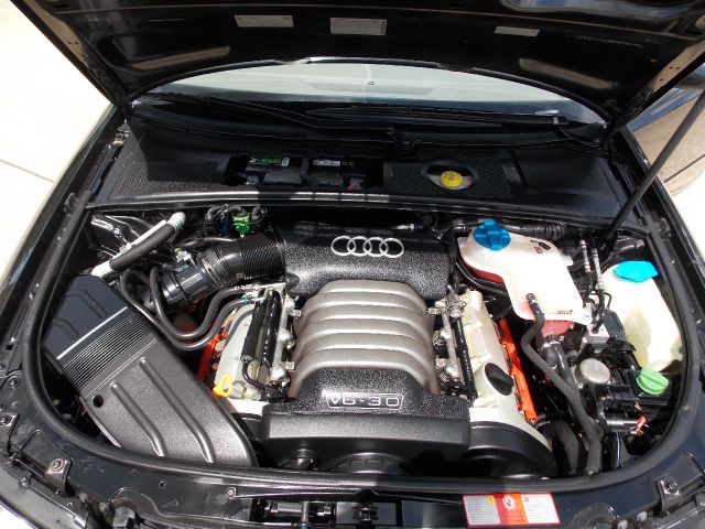 Audi A4 2002 photo 18