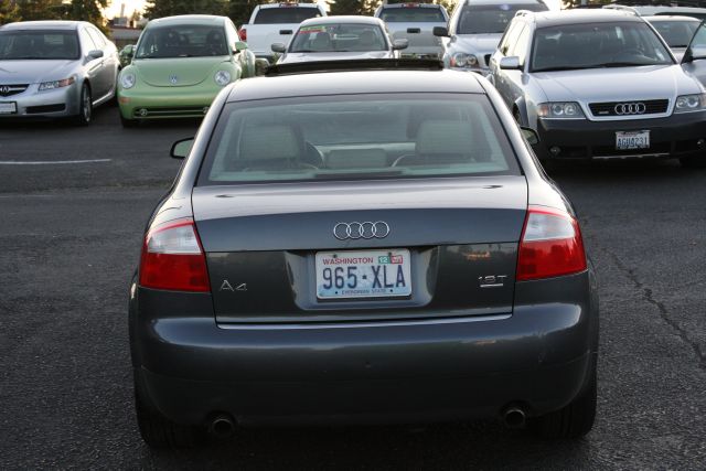 Audi A4 2002 photo 2