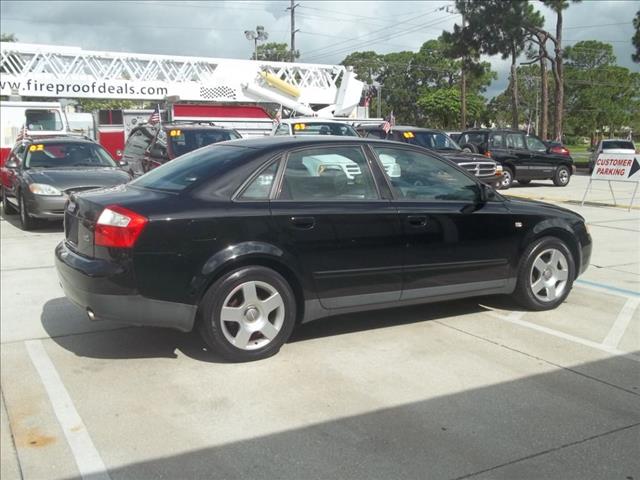 Audi A4 2002 photo 3