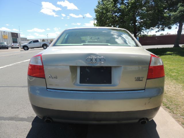 Audi A4 2002 photo 13