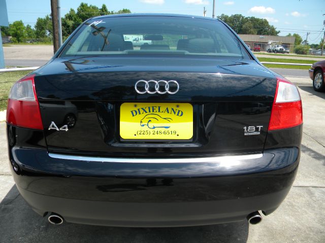 Audi A4 2002 photo 2