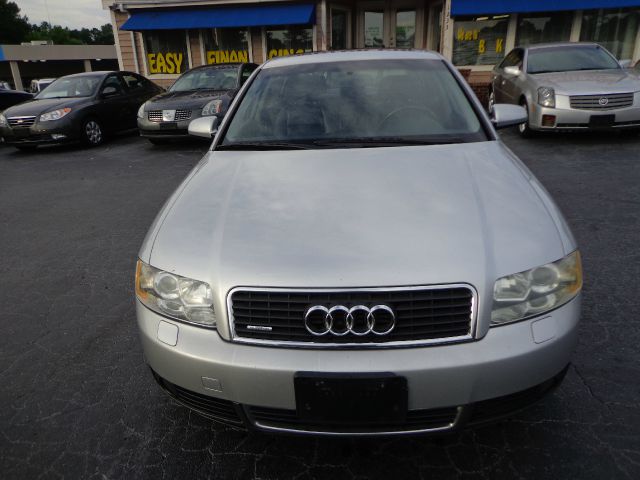 Audi A4 2002 photo 2