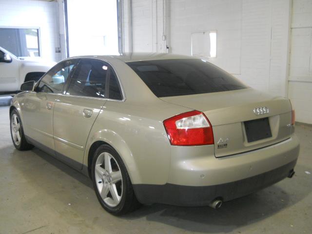 Audi A4 2002 photo 9