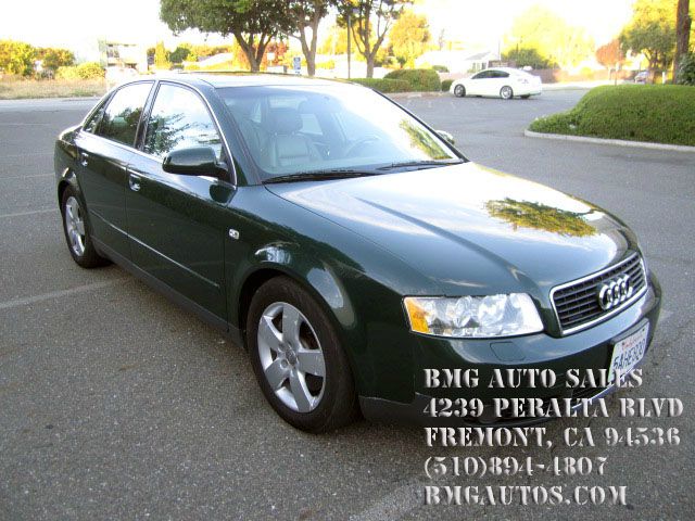 Audi A4 2002 photo 2