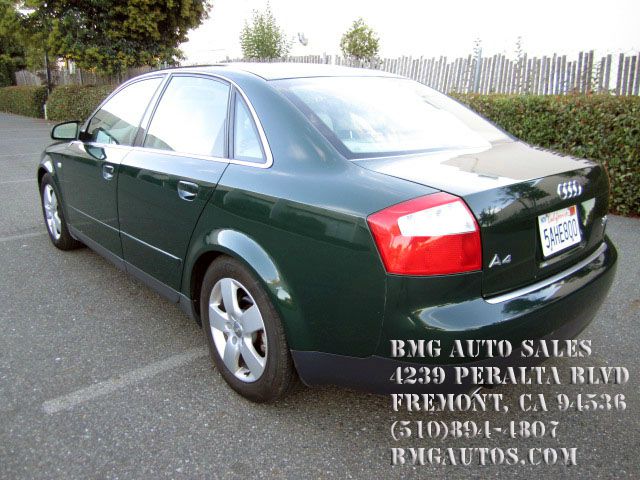 Audi A4 2002 photo 4