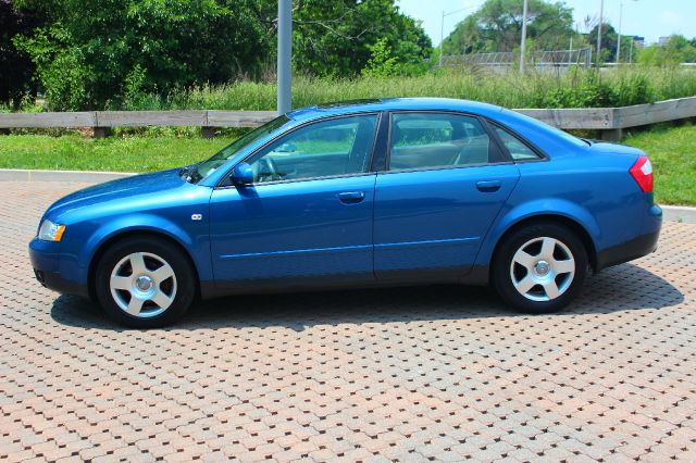 Audi A4 2002 photo 13